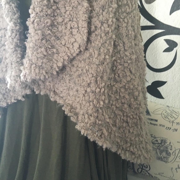 Altar’d State | nubby vest duster size extra small / tan brown - Picture 3 of 15
